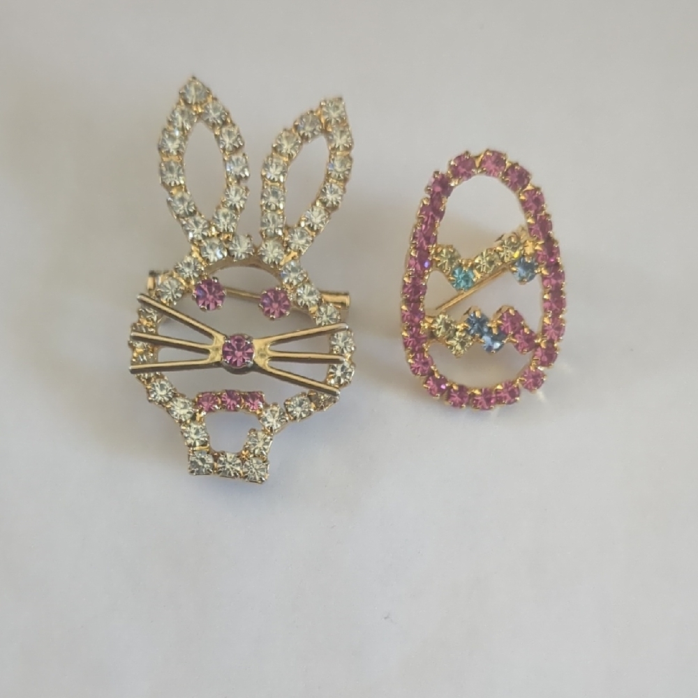 Sparkling Bunny and Egg Brooch Set